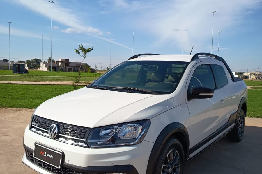SAVEIRO CD 1.6 CROSS