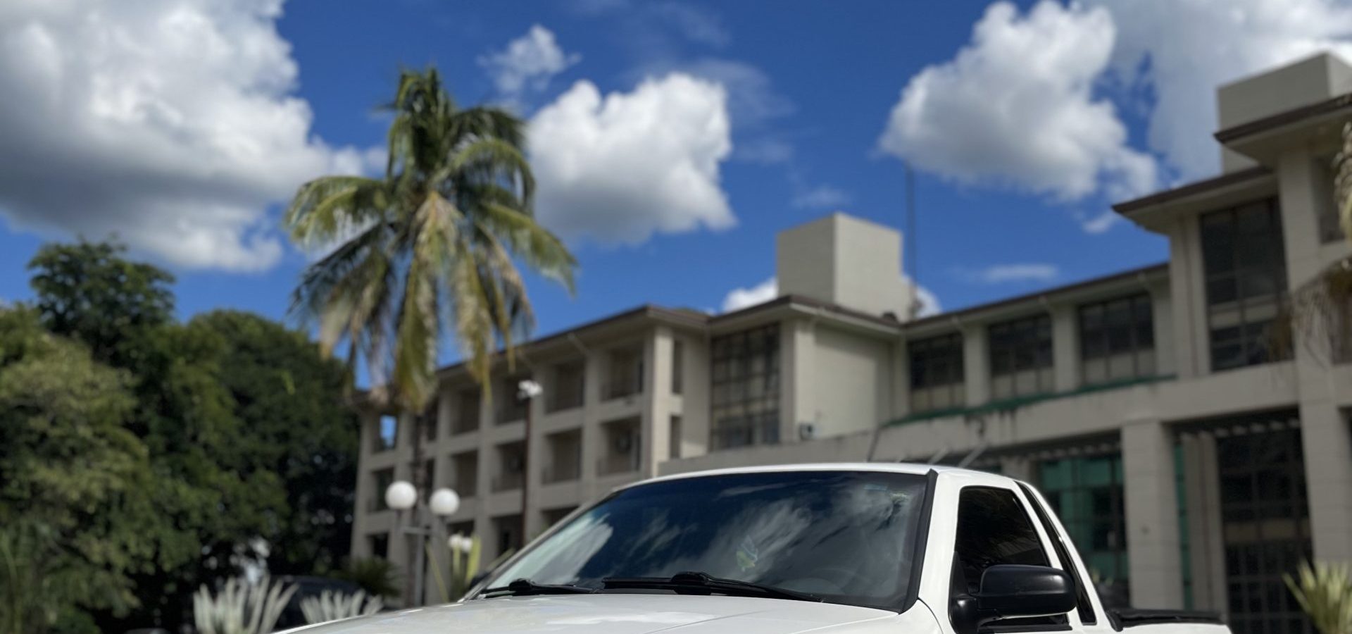 Saveiro G4 1.6 completo