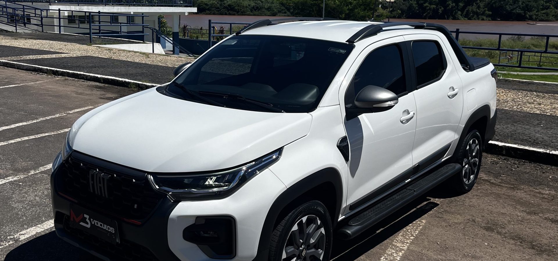 Strada Ultra 1.0 Turbo 200